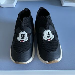 Zara Mickey Mouse Shoes - Size 7 (23)